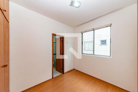 Quarto 1 de apartamento para alugar com 3 quartos, 90m² em Estoril, Belo Horizonte