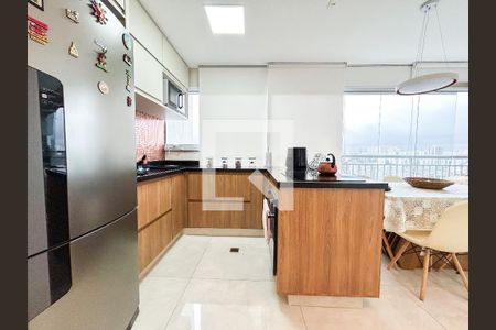 Cozinha de apartamento à venda com 2 quartos, 52m² em Santo Amaro, São Paulo