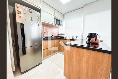 Cozinha de apartamento à venda com 2 quartos, 52m² em Santo Amaro, São Paulo