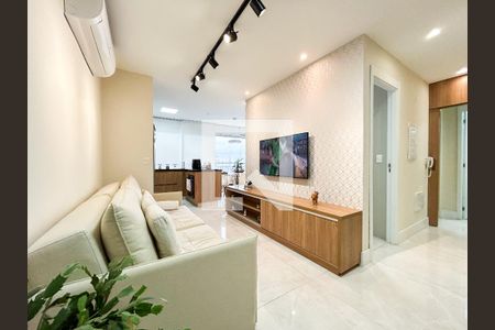 Sala de apartamento à venda com 2 quartos, 52m² em Santo Amaro, São Paulo