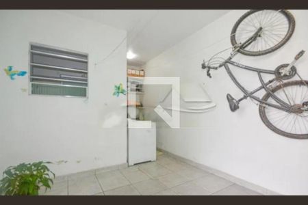 Casa à venda com 4 quartos, 252m² em Vila das Merces, São Paulo