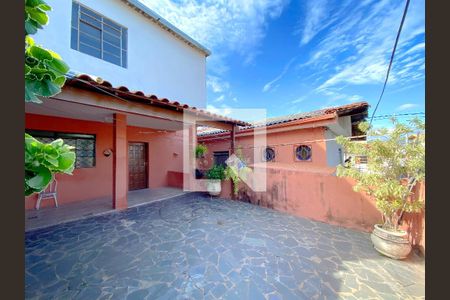 Área comum de casa à venda com 4 quartos, 360m² em Nova Vista, Belo Horizonte