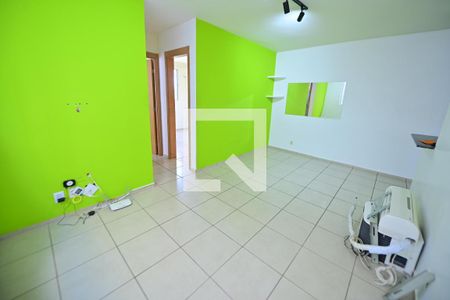 Sala de apartamento para alugar com 2 quartos, 45m² em Jardim da Luz, Goiânia