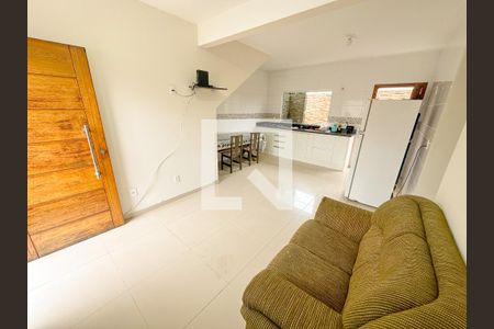 Sala de TV de casa para alugar com 2 quartos, 60m² em Ingleses do Rio Vermelho, Florianópolis