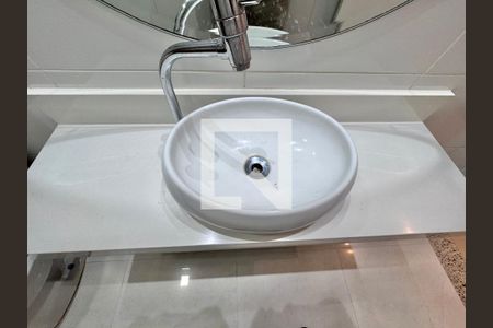 Lavabo de casa de condomínio à venda com 3 quartos, 200m² em Vargem Grande, Rio de Janeiro
