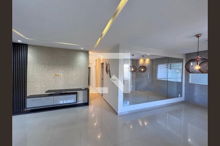 Sala de casa de condomínio à venda com 3 quartos, 200m² em Vargem Grande, Rio de Janeiro