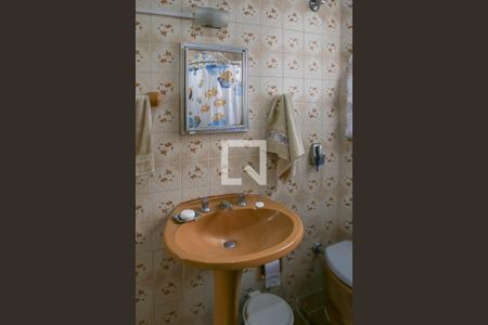 Banheiro de casa à venda com 2 quartos, 89m² em Vila Romana, São Paulo