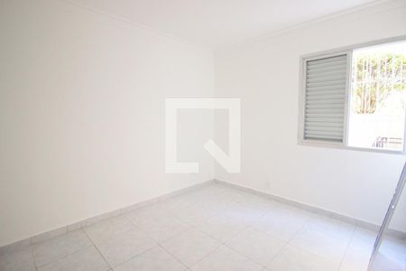 Quarto de apartamento para alugar com 3 quartos, 77m² em Alto de Pinheiros, São Paulo