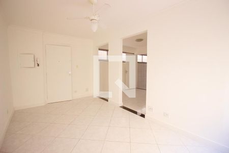 Sala de apartamento para alugar com 3 quartos, 77m² em Alto de Pinheiros, São Paulo