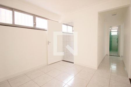 Sala de apartamento para alugar com 3 quartos, 77m² em Alto de Pinheiros, São Paulo