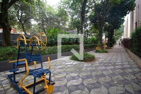 Área comum de apartamento para alugar com 3 quartos, 77m² em Alto de Pinheiros, São Paulo