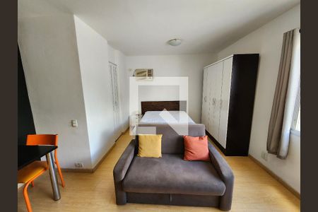 Sala/Quarto de apartamento para alugar com 1 quarto, 37m² em Indianópolis, São Paulo