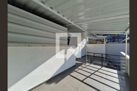 Varanda de casa à venda com 4 quartos, 200m² em Vila Isolina Mazzei, São Paulo