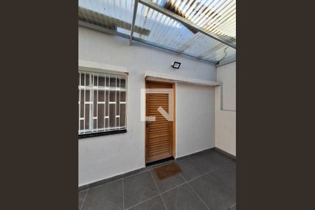Entrada de casa à venda com 4 quartos, 200m² em Vila Isolina Mazzei, São Paulo