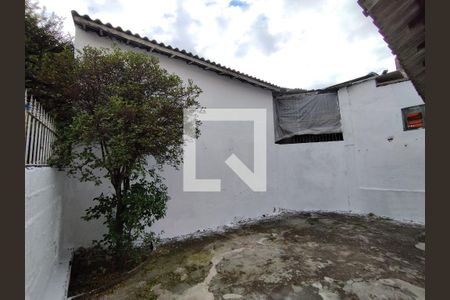 Quintal de casa à venda com 2 quartos, 200m² em Vila Nair, São Paulo