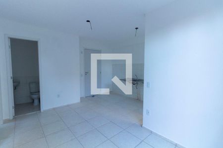 Sala de apartamento para alugar com 2 quartos, 51m² em Conjunto Habitacional Teotonio Vilela, São Paulo