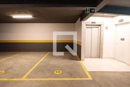 Garagem de kitnet/studio à venda com 1 quarto, 29m² em Moinhos de Vento, Porto Alegre