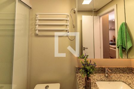 Banheiro de kitnet/studio à venda com 1 quarto, 29m² em Moinhos de Vento, Porto Alegre