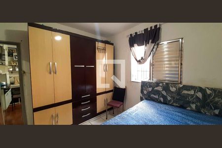 Casa 1 - Quarto de casa à venda com 4 quartos, 150m² em Jardim Santa Tereza, Osasco