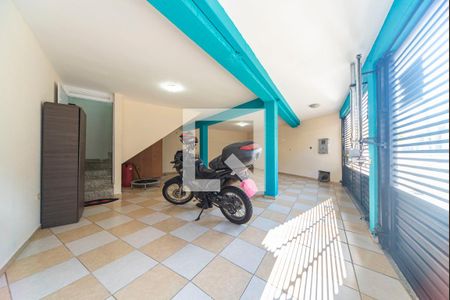 Garagem de casa para alugar com 3 quartos, 268m² em Vila Linda, Santo André