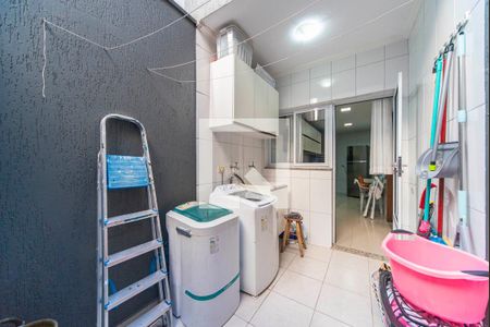Área de Serviço de casa para alugar com 3 quartos, 268m² em Vila Linda, Santo André