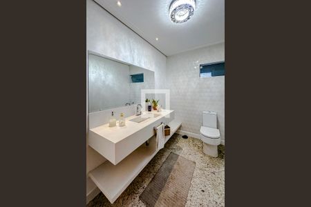 Lavabo de casa à venda com 3 quartos, 380m² em Vila Invernada, São Paulo
