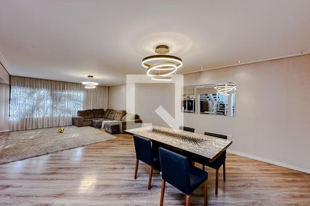 Sala de casa à venda com 3 quartos, 380m² em Vila Invernada, São Paulo