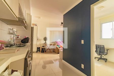 Cozinha de apartamento à venda com 2 quartos, 36m² em Chácara Inglesa, São Paulo