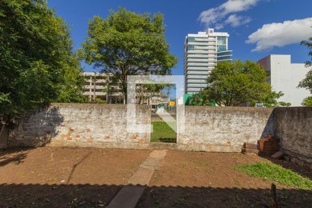 Quintal da casa 2 de casa à venda com 4 quartos, 550m² em Mathias Velho, Canoas