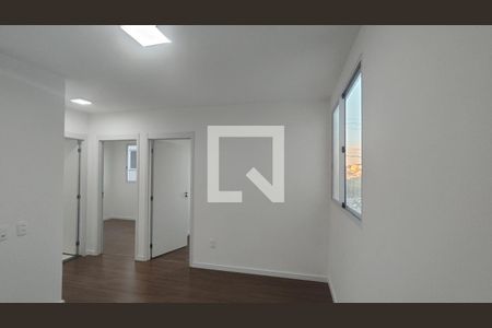 Sala de apartamento para alugar com 2 quartos, 55m² em Centro, Contagem