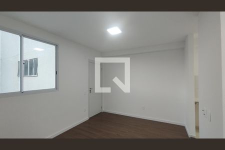 Sala de apartamento para alugar com 2 quartos, 55m² em Centro, Contagem