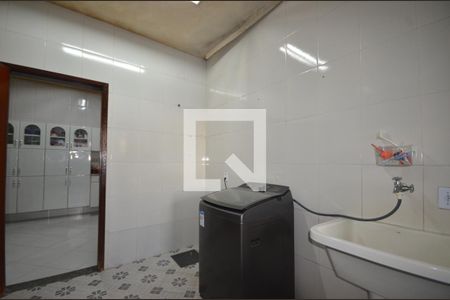 Área de Serviço de casa para alugar com 3 quartos, 400m² em Vila Valqueire, Rio de Janeiro