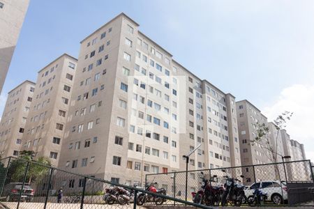 Fachada de apartamento para alugar com 2 quartos, 41m² em Jardim Gilda Maria, São Paulo