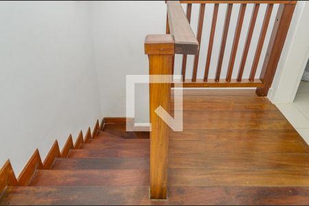 Acesso 2º Piso de casa para alugar com 4 quartos, 130m² em Lagoa da Conceição, Florianópolis