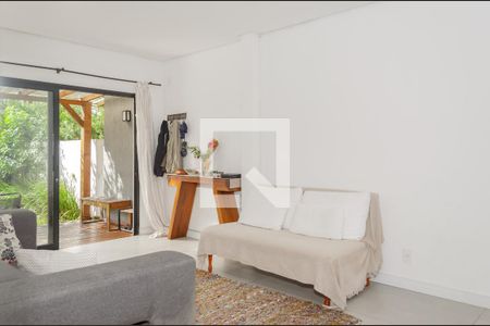 Sala de casa para alugar com 4 quartos, 130m² em Lagoa da Conceição, Florianópolis