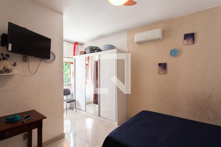 Suíte de casa à venda com 4 quartos, 280m² em Jardim Guanabara, Belo Horizonte