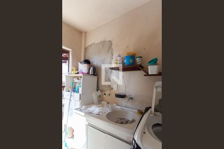 Área de Serviço de casa à venda com 4 quartos, 280m² em Jardim Guanabara, Belo Horizonte