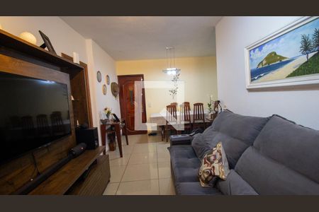 Sala de apartamento à venda com 2 quartos, 58m² em Barra da Tijuca, Rio de Janeiro