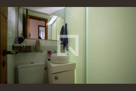 Banheiro Social de apartamento à venda com 2 quartos, 58m² em Barra da Tijuca, Rio de Janeiro