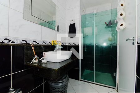 Banheiro de apartamento para alugar com 2 quartos, 62m² em Jardim Testae, Guarulhos