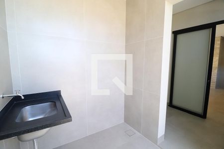Área de Serviço de casa de condomínio para alugar com 6 quartos, 370m² em Jardim Sul, Uberlândia
