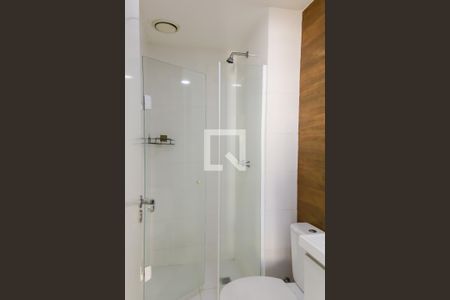 Banheiro Social de apartamento para alugar com 2 quartos, 56m² em Del Castilho, Rio de Janeiro