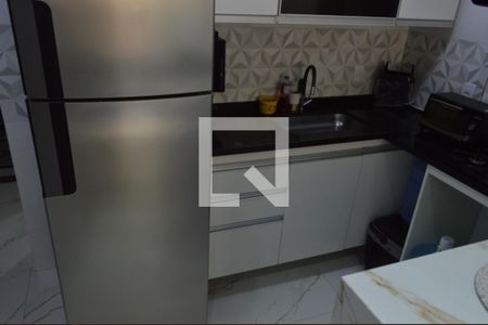 Cozinha de apartamento à venda com 3 quartos, 78m² em Gardênia Azul, Rio de Janeiro