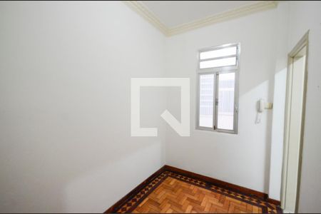 Quarto de Serviço de apartamento à venda com 2 quartos, 65m² em Estácio, Rio de Janeiro