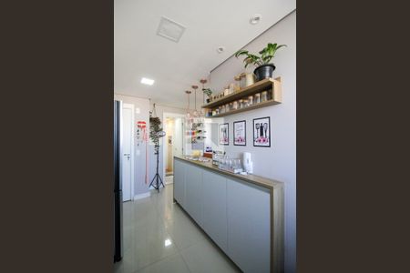 Cozinha de apartamento à venda com 2 quartos, 37m² em Vila Inglesa, São Paulo