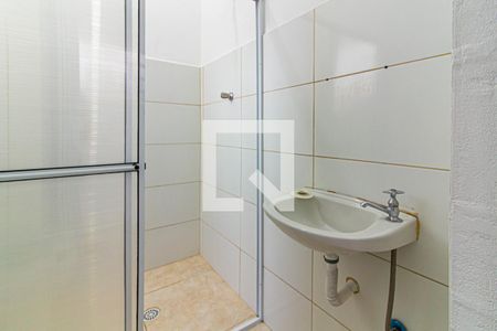 Banheiro de apartamento para alugar com 1 quarto, 50m² em Bom Retiro, São Paulo