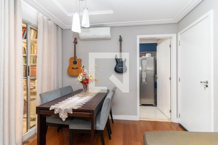 Sala de apartamento à venda com 2 quartos, 50m² em Itaquera, São Paulo