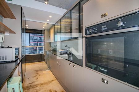Cozinha e Área de Serviço de apartamento à venda com 1 quarto, 69m² em Petrópolis, Porto Alegre