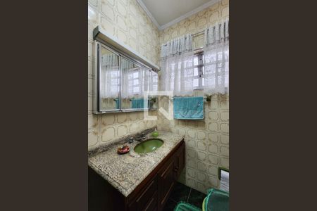 Banheiro Social de casa à venda com 3 quartos, 182m² em Jardim Tres Marias, São Bernardo do Campo