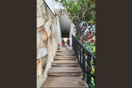 Hall de Entrada de casa à venda com 3 quartos, 182m² em Jardim Tres Marias, São Bernardo do Campo